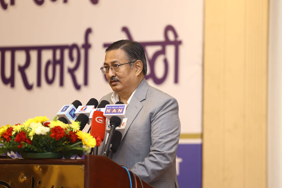 भूमिहीनलाई प्राथमिकतामा राखेर काम गर्न गृहमन्त्री खाणको निर्देशन